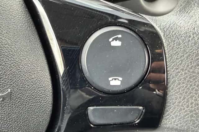 Peugeot 108 (2021) thumbnail 25