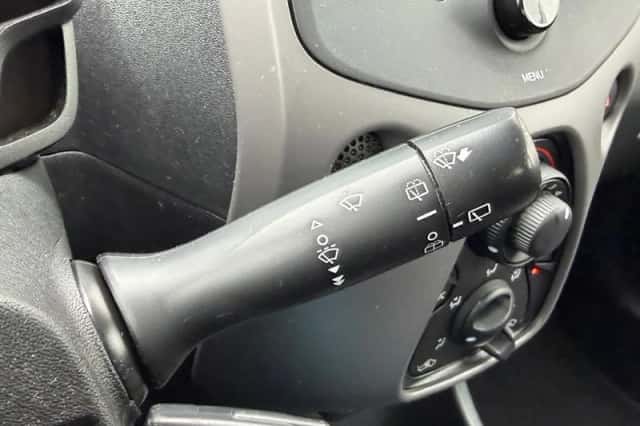 Peugeot 108 (2021) thumbnail 26