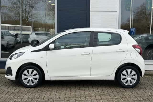 Peugeot 108 (2021) thumbnail 4