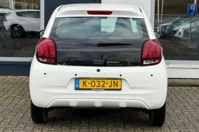 Peugeot 108 (2021) thumbnail 6