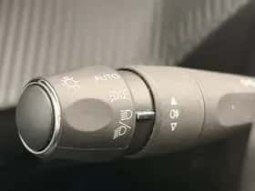 Peugeot 208 (2020) thumbnail 35