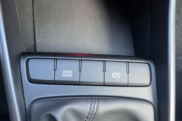 Hyundai i20 (2024) thumbnail 38