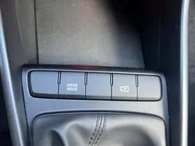 Hyundai i20 (2024) thumbnail 38
