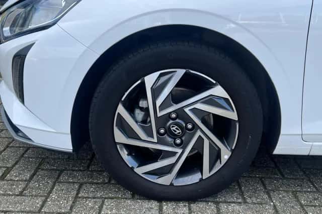 Hyundai i20 (2024) thumbnail 8