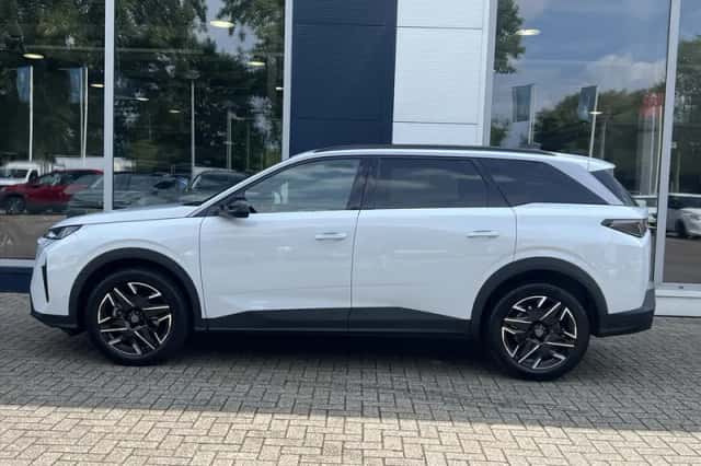 Peugeot 5008 (2025) thumbnail 5