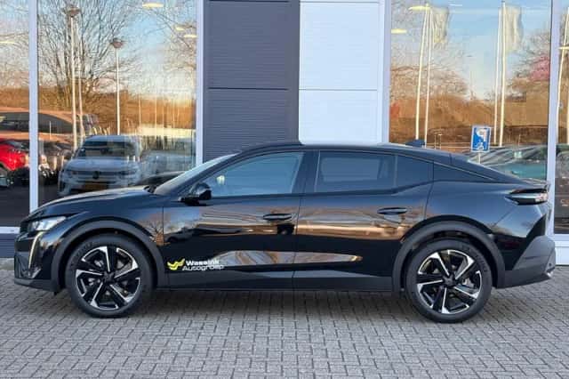 Peugeot 408 (2025) thumbnail 3