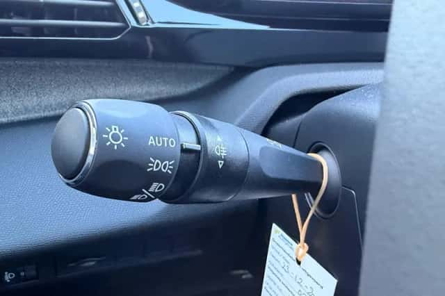 Peugeot 408 (2025) thumbnail 25