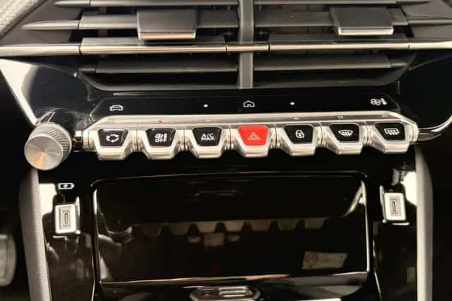 Peugeot e-2008 (2025) thumbnail 28