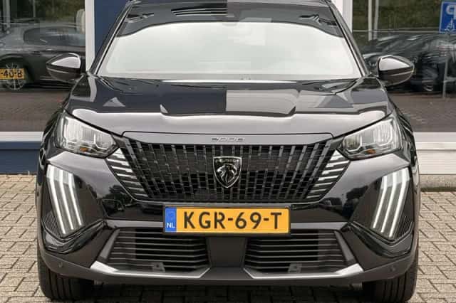 Peugeot e-2008 (2025) thumbnail 8