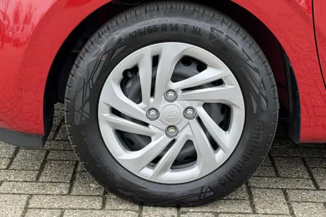 Hyundai i10 (2025) thumbnail 8