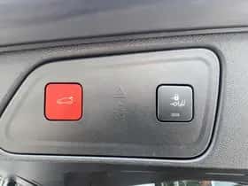 Peugeot 3008 (2023) thumbnail 19