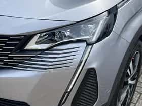 Peugeot 3008 (2023) thumbnail 8