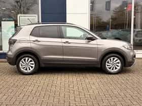 Volkswagen T-Cross (2021) thumbnail 4