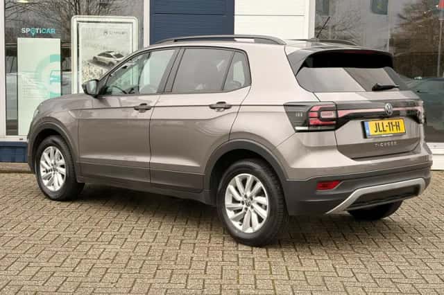 Volkswagen T-Cross (2021) thumbnail 5