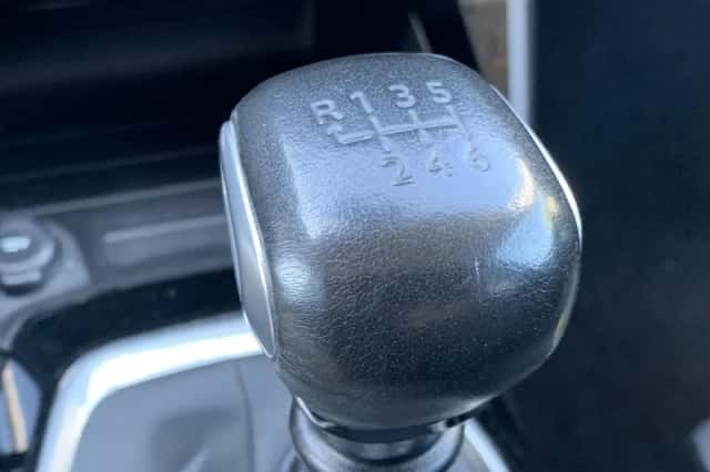 Peugeot 208 (2021) thumbnail 22