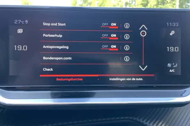 Peugeot 208 (2021) thumbnail 35