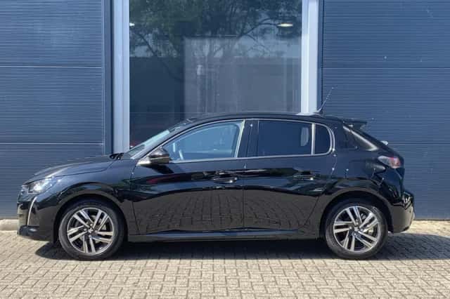 Peugeot 208 (2021) thumbnail 5