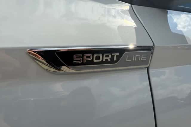 Škoda Karoq (2021) thumbnail 17