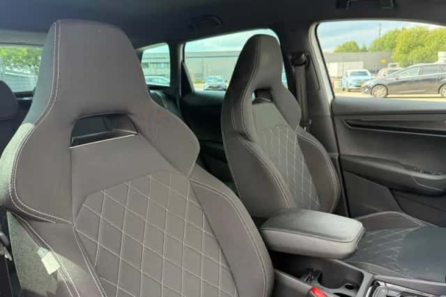 Škoda Karoq (2021) thumbnail 20
