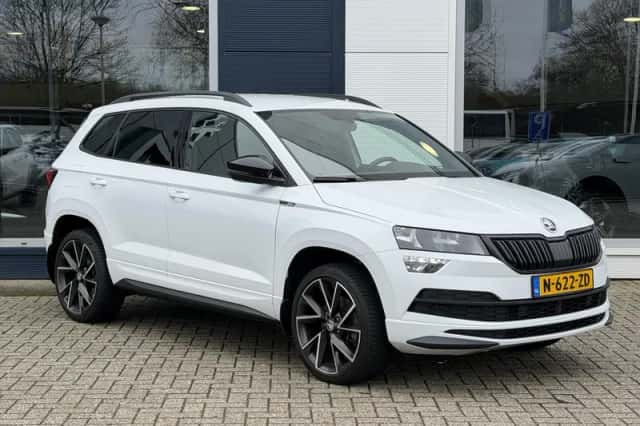 Škoda Karoq (2021) thumbnail 3