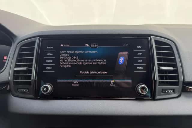 Škoda Karoq (2021) thumbnail 32