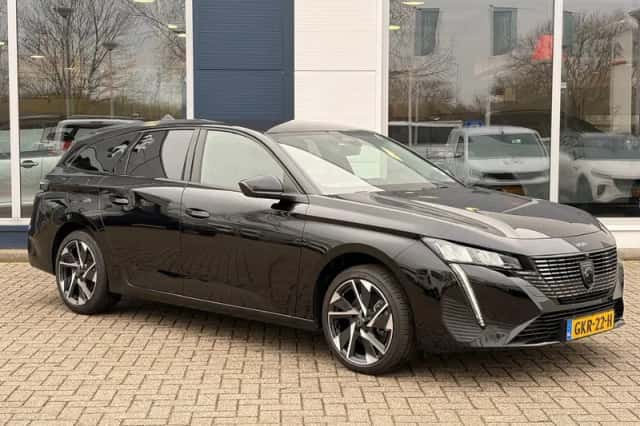 Peugeot 308 (2024) thumbnail 2