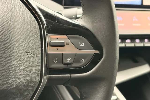 Peugeot 308 (2024) thumbnail 13