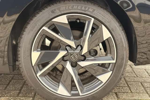 Peugeot 308 (2024) thumbnail 23