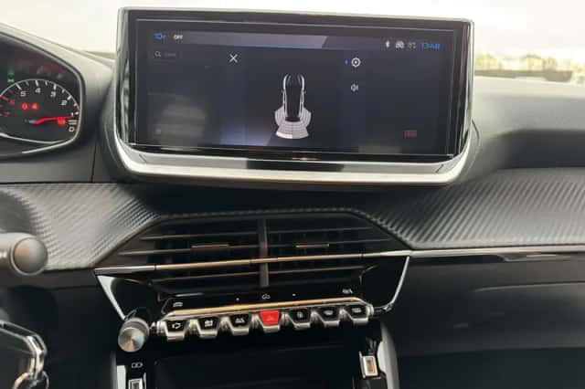 Peugeot 208 (2024) thumbnail 17