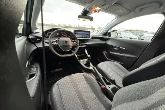 Peugeot 208 (2024) thumbnail 21