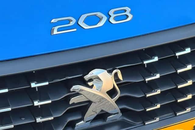 Peugeot 208 (2022) thumbnail 14