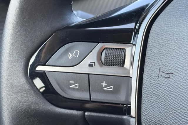 Peugeot 208 (2022) thumbnail 20