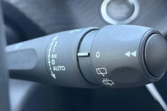 Peugeot 208 (2022) thumbnail 23