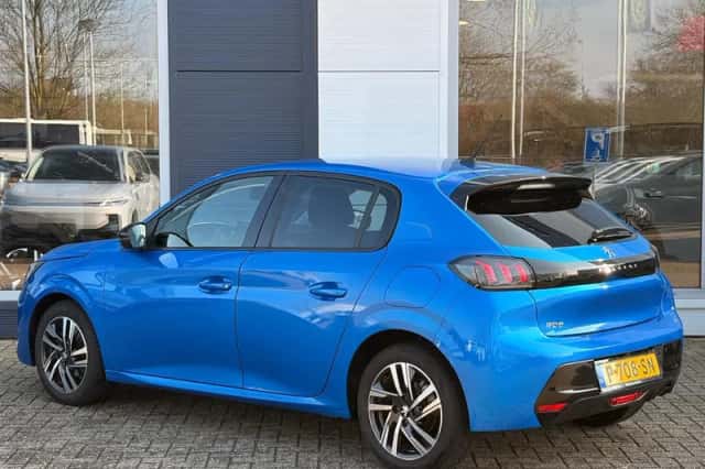 Peugeot 208 (2022) thumbnail 8