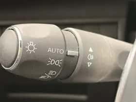 Peugeot 3008 (2021) thumbnail 13