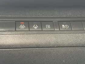 Peugeot 3008 (2021) thumbnail 17