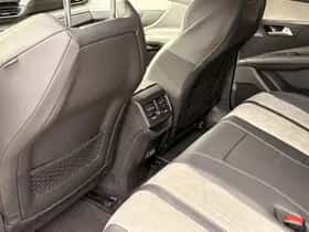 Peugeot 3008 (2021) thumbnail 27