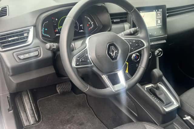 Renault Clio (2022) thumbnail 14