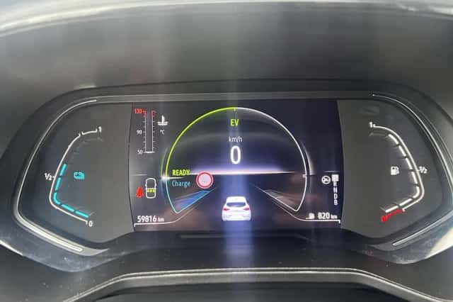 Renault Clio (2022) thumbnail 21