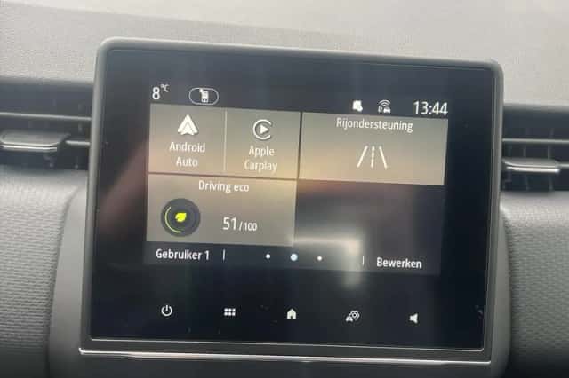 Renault Clio (2022) thumbnail 25