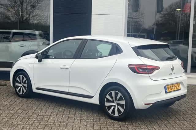 Renault Clio (2022) thumbnail 4