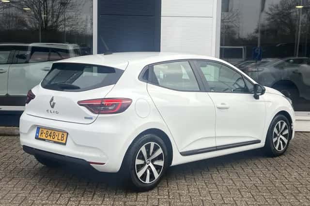 Renault Clio (2022) thumbnail 6