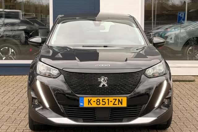 Peugeot e-2008 (2021) thumbnail 8