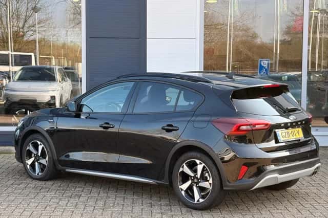 Ford Focus (2024) thumbnail 8