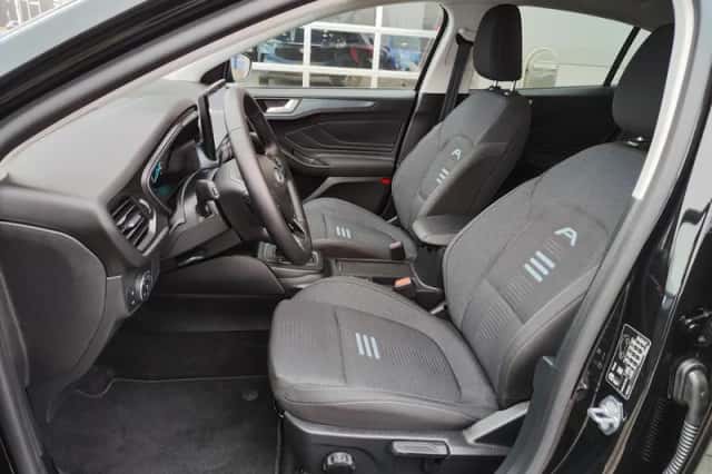 Ford Focus (2024) thumbnail 9