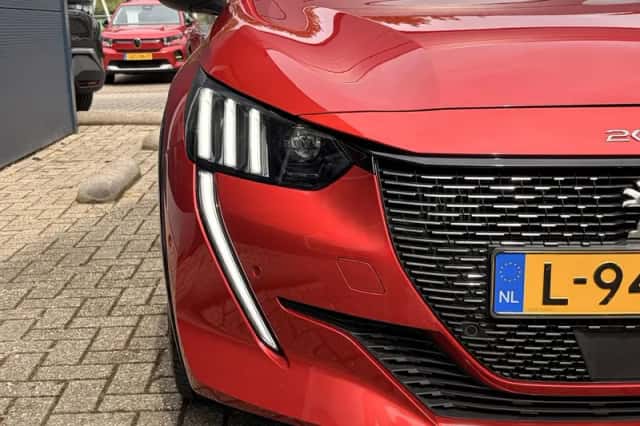 Peugeot 208 (2021) thumbnail 29