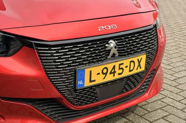 Peugeot 208 (2021) thumbnail 30