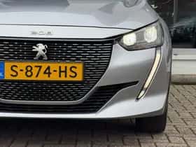 Peugeot e-208 (2023) thumbnail 12