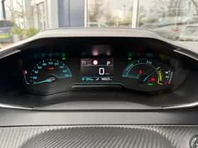 Peugeot e-208 (2023) thumbnail 21