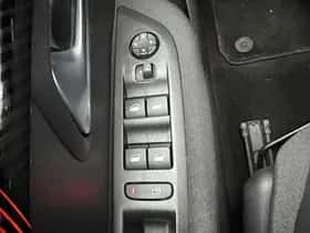 Peugeot e-208 (2023) thumbnail 24